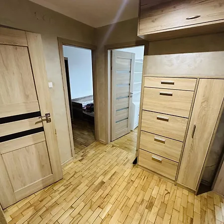 Muse - 3 At Grzybowska 5 *