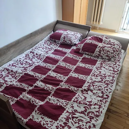 Muse - 3 At Grzybowska 5 *