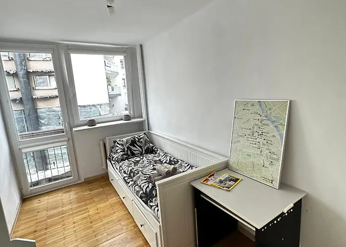 Muse - 3 At Grzybowska 5 * Varsó